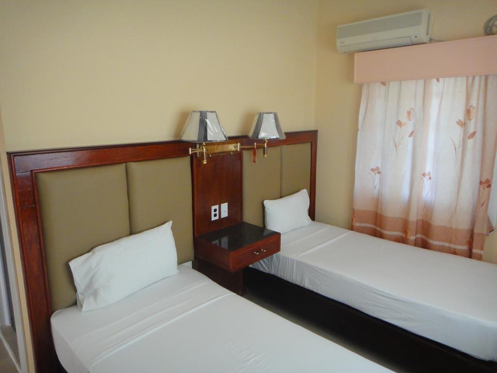 China Town Hotel Кей-Колкер Экстерьер фото
